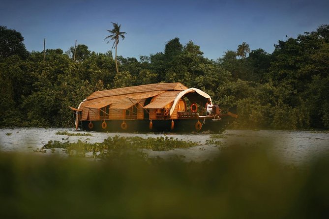 Private Overnight Alleppey Houseboat Cruise From Kochi