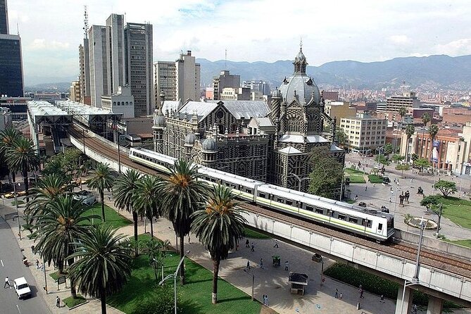 Private Pablo Escobar, Pueblito Paisa and Medellin City Tour - Inclusions