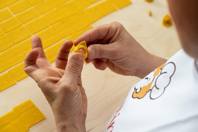 Private Pasta & Tiramisu Class at a Cesarinas Home With Tasting in Parma