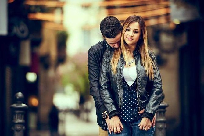 Private Photo Session With a Local Photographer in Sitges - Location and Meeting Point