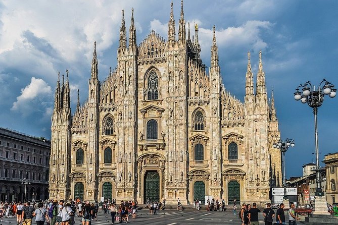 Private Route of North Italy: Best of Venice, Verona, Milan and Turin
