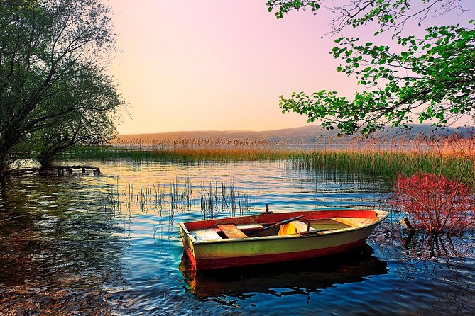 Private Sapanca and Masukiye Tour With Zoo From Istanbul