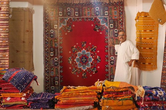 Private Shopping Walking Tour for Girls in Fez