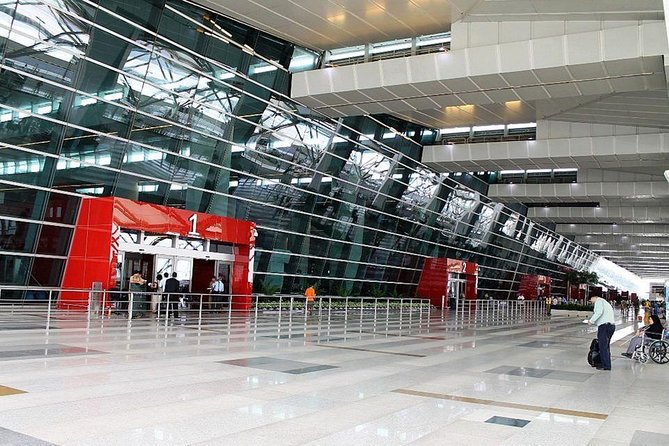 Private Smooth Transfer From Delhi Airport to Hotel - Pickup Options