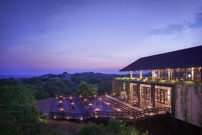 Private Taxi From Sri Lanka Airport (Bia-Cmb) to Yala Hotels - Service Details