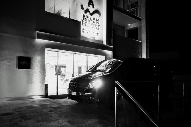 Private Taxi Service From Catania Airport or City to MODICA or Marina Di MODICA - Pickup and Meeting Points