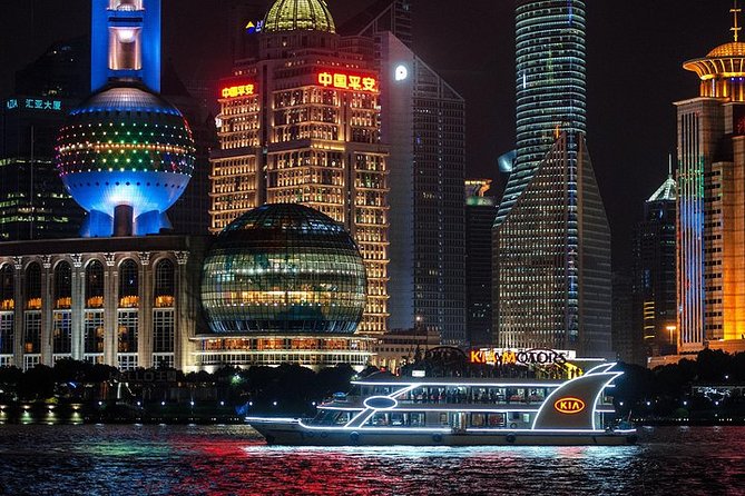 Private Tour: Huangpu River Cruise and Bund City Lights Evening Tour of Shanghai