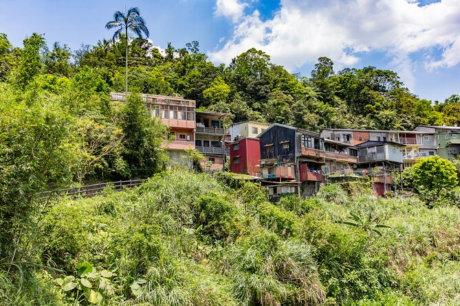 Private Tour Jingtong Station,Pingxi Old Street,Jiufen Old Street