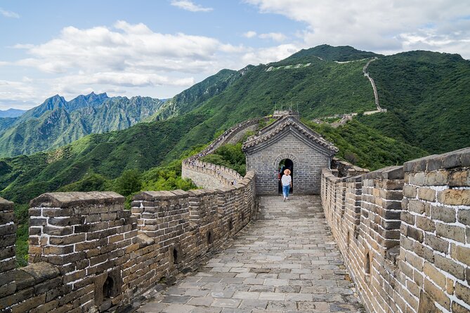 Private Tour-Mutianyu Great Wall& Hutong Cooking Class in Beijing