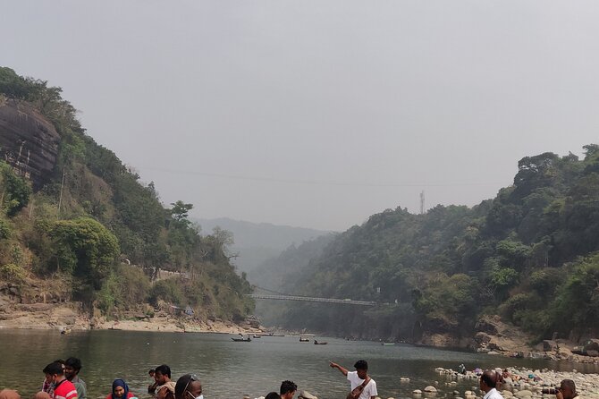 Private Tour: Sylhet Full-Day Tour of Jaflong and Lalakhal