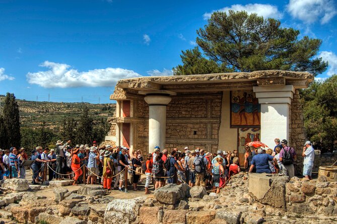 Private Tour to Explore the Magnificence of Knossos Palace