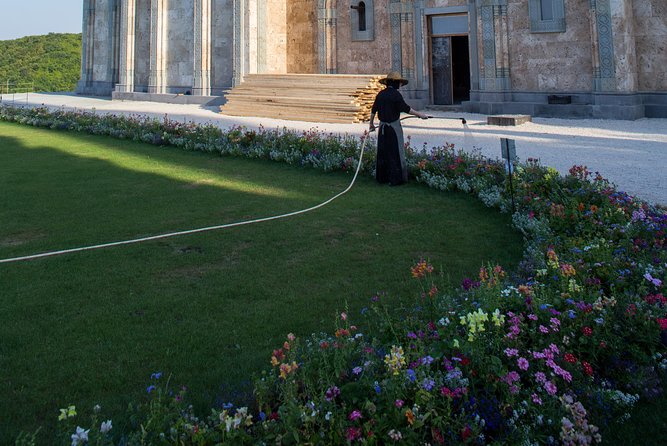 Private Tour to Sighnaghi and Bodbe From Tbilisi