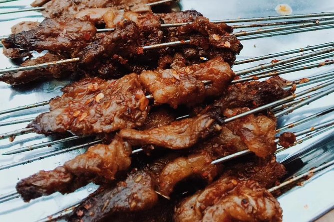 Private Tour-Xian Foodie Taste and Seal Carving Experience