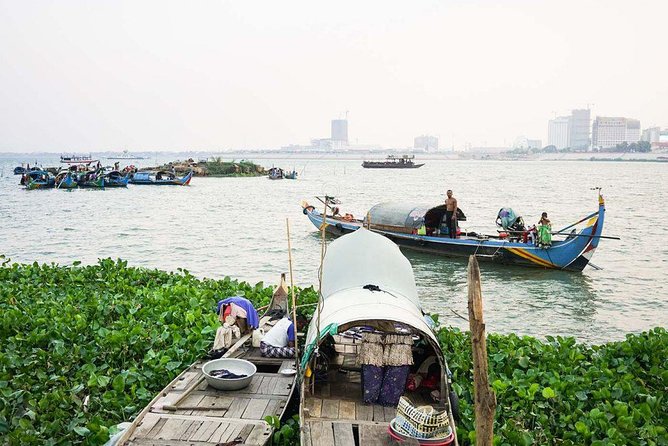 Private Traditional Fishing Boat Tour in Phnom Penh - Inclusions