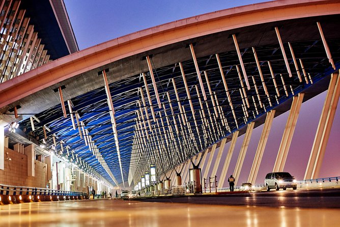 Private Transfer: Chongqing Chaotianmen Cruise Pier to Airport (CKG)