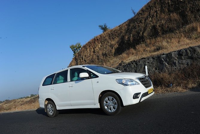 Private Transfer From Agra to Jaipur With Fatehpur Sikri - Car Types Available