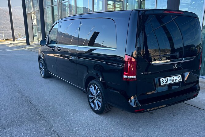 Private Transfer From Dubrovnik to Split With Mostar Tour - Vehicle Amenities