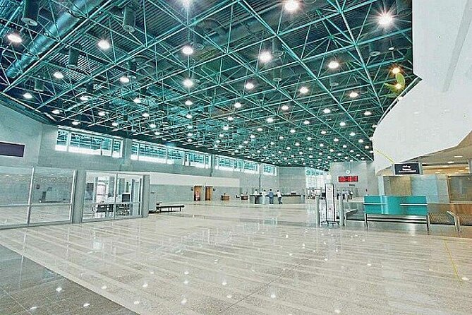 Private Transfer From East Bank Hotels in Luxor to the Airport