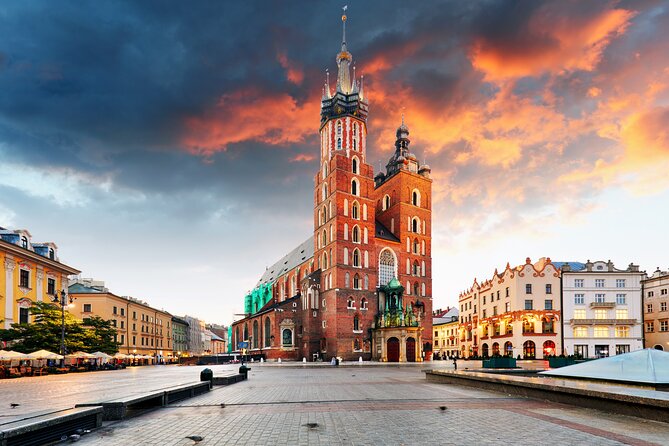 Private Transfer From Krakow to Krakow Balice Airport - Service Inclusions