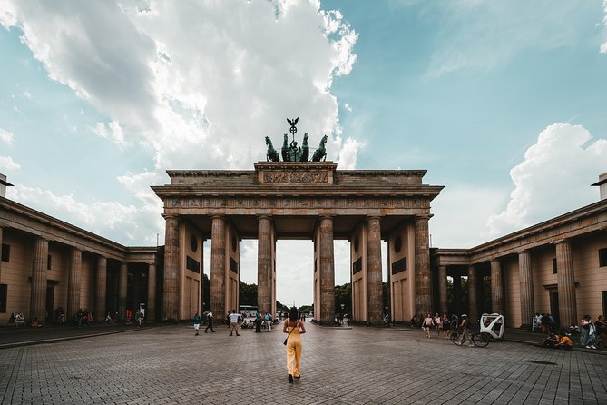 Private Transfer From Munich to Berlin With 2h of Sightseeing - Additional Service Information