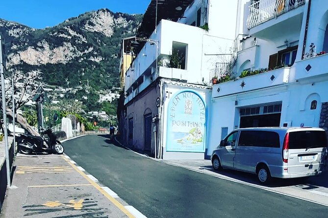 Private Transfer From Positano to the Amalfi Coast and Naples