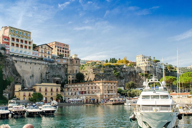 Private Transfer: Sorrento, Amalfi or Positano to Naples