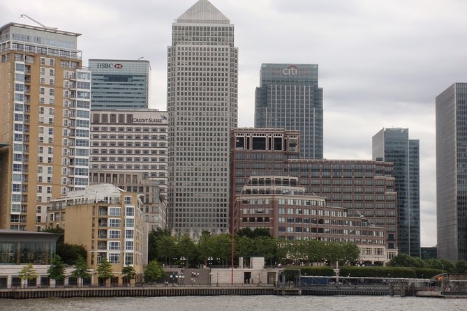 Private Transfers Between London Stansted - London City Airports - Transportation Details