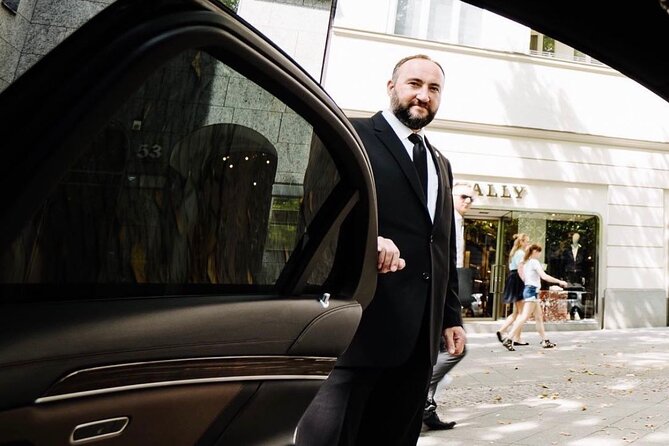 Private Transfers From Charles De Gaulle Airport to Paris - Booking Information