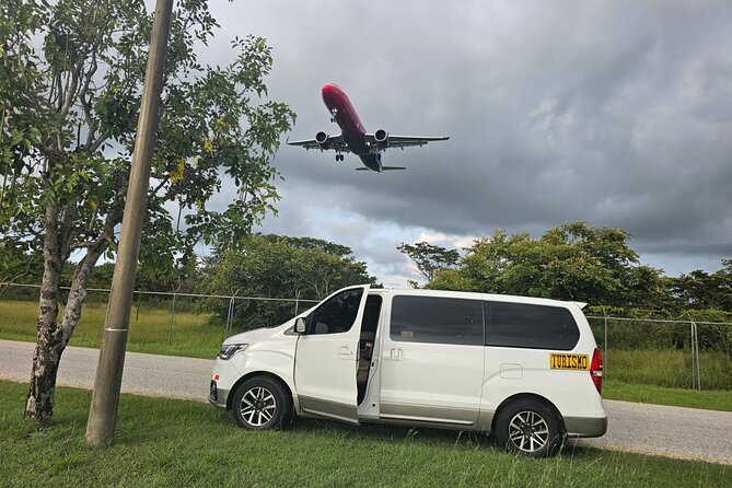 Private Transportation to and From Liberia Airport/Wyndham Tamarind