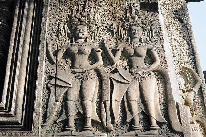 Private Vehicle to Angkor Wat and Small Circle With Two Extras - Tour Overview