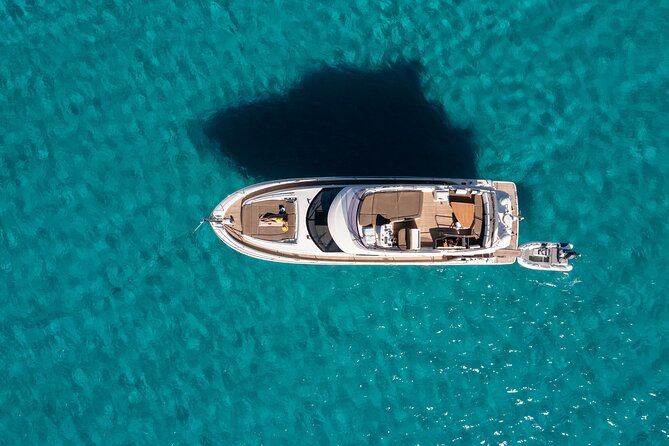 Private Yacht Cruise to South Coast of Mykonos 4 Hrs