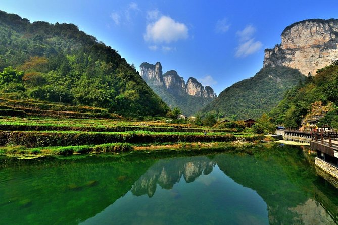 Private Zhangjiajie Shiyanping Village Package Tour Including Lunch - Meeting and Pickup Information
