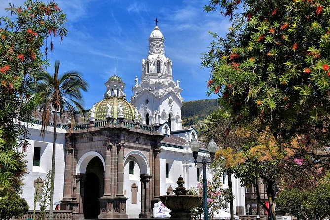 Quito Historic Center + Equatorial Line ( Middle of the World )