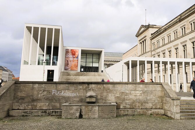 Quiz and Fall in Love on the Museum Island in Berlin - Event Location and Details