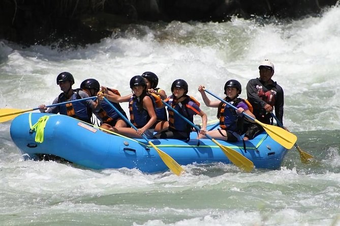 Rafting in Lunahuana - Inclusions