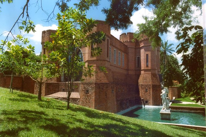 Ricardo Brennand Institute With Transfer From Recife - Accessibility and Group Size