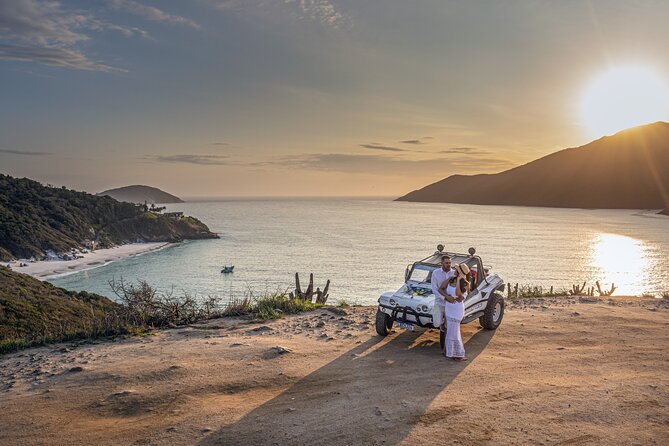 Romantic Photo Shoot at Pontal Do Atalaia in Arraial Do Cabo