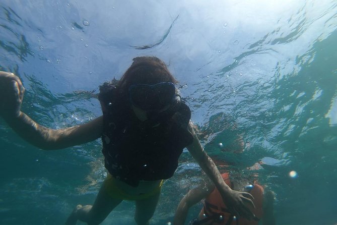 Rosario Island Full-Day Tour in a Private Boat