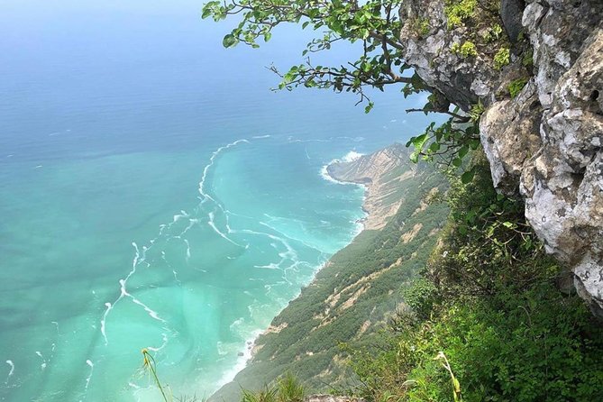 Salalah West Tour 2 Long Way Drive in Mountains Full Day Tour - Pickup Information
