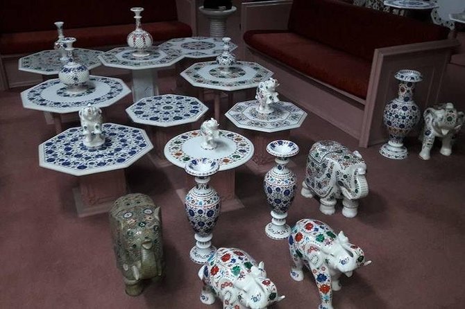 Same Day Shopping Tour From Delhi To Agra - Pickup Details