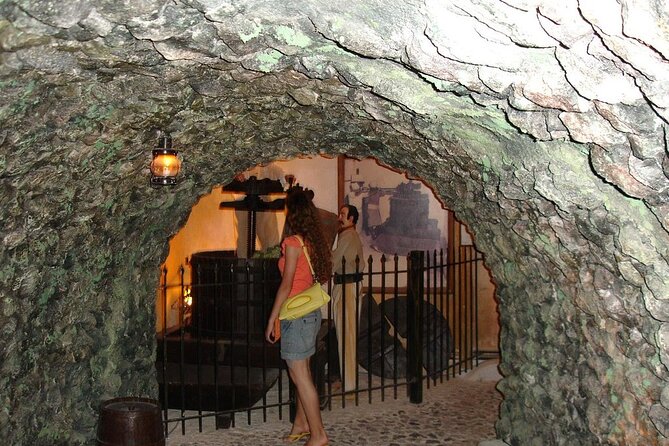 Santorini Private Wine Tour and Wine Tasting