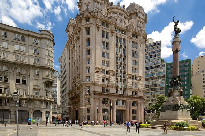 Sao Paulo Airport Transfers: Sao Paulo to Guarulhos Airport GRU in Business Car - Service Overview