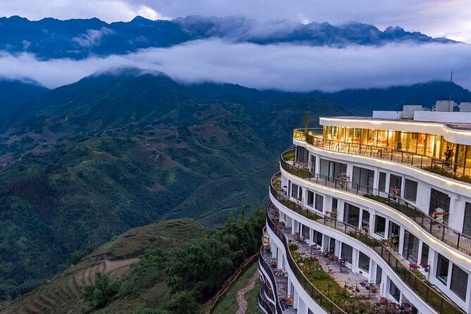 Sapa Trek 2days/1night -HOTEL 5 STAR-From Hanoi by Limousine Van - Transportation Details