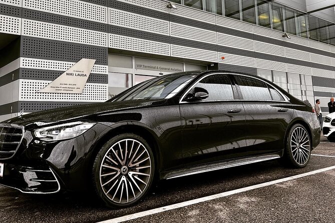 Schwechat Private Transfer From Vienna Airport to Vienna City