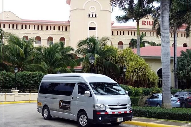 Shared Shuttle From Manuel Antonio to Monteverde - Overview of Shared Shuttle Service