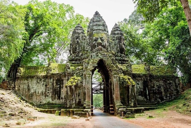 Shared Tour to Angkor Bayon Ta Prom - Tour Details