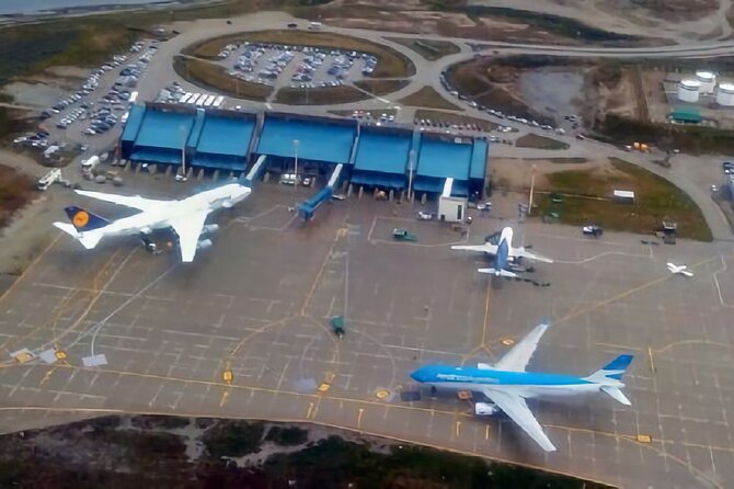 Shared Transfer Airport-Hotel-Airport (Ushuaia) - Service Overview