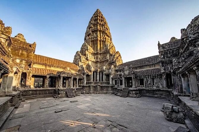 Siem Reap: Local French Speaking Guide for Angkor Wat Day Tour - Service Inclusions