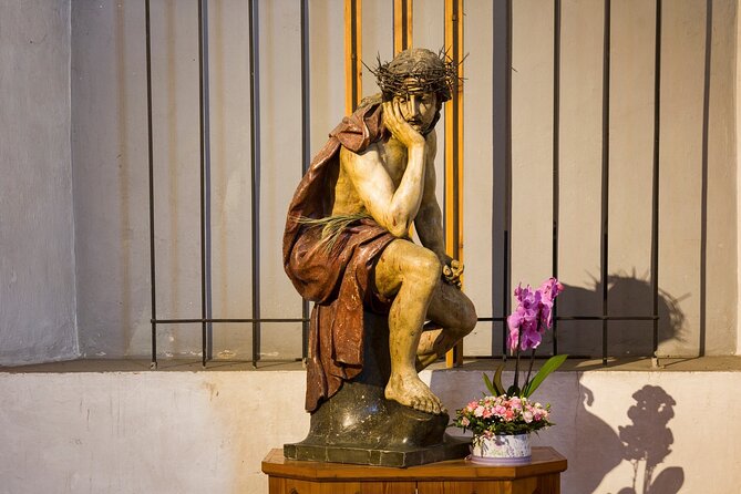 Skip-the-line National Museum and Old Town Private Tour - Price and Booking