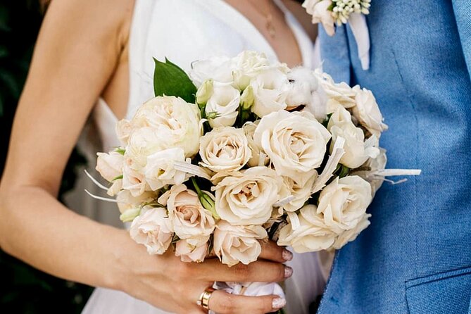Small Family Weddings With Photographer @Ivetta_Photos - Package Inclusions